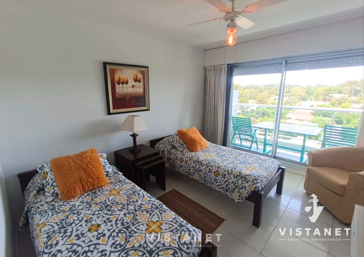 Apartamento ID.145/Apartamento-de-2-dormitorios-en-Punta-del-Este-en-Alquiler-anual - Apartamento de 2 dormitorios en Punta del Este en Alquiler anual