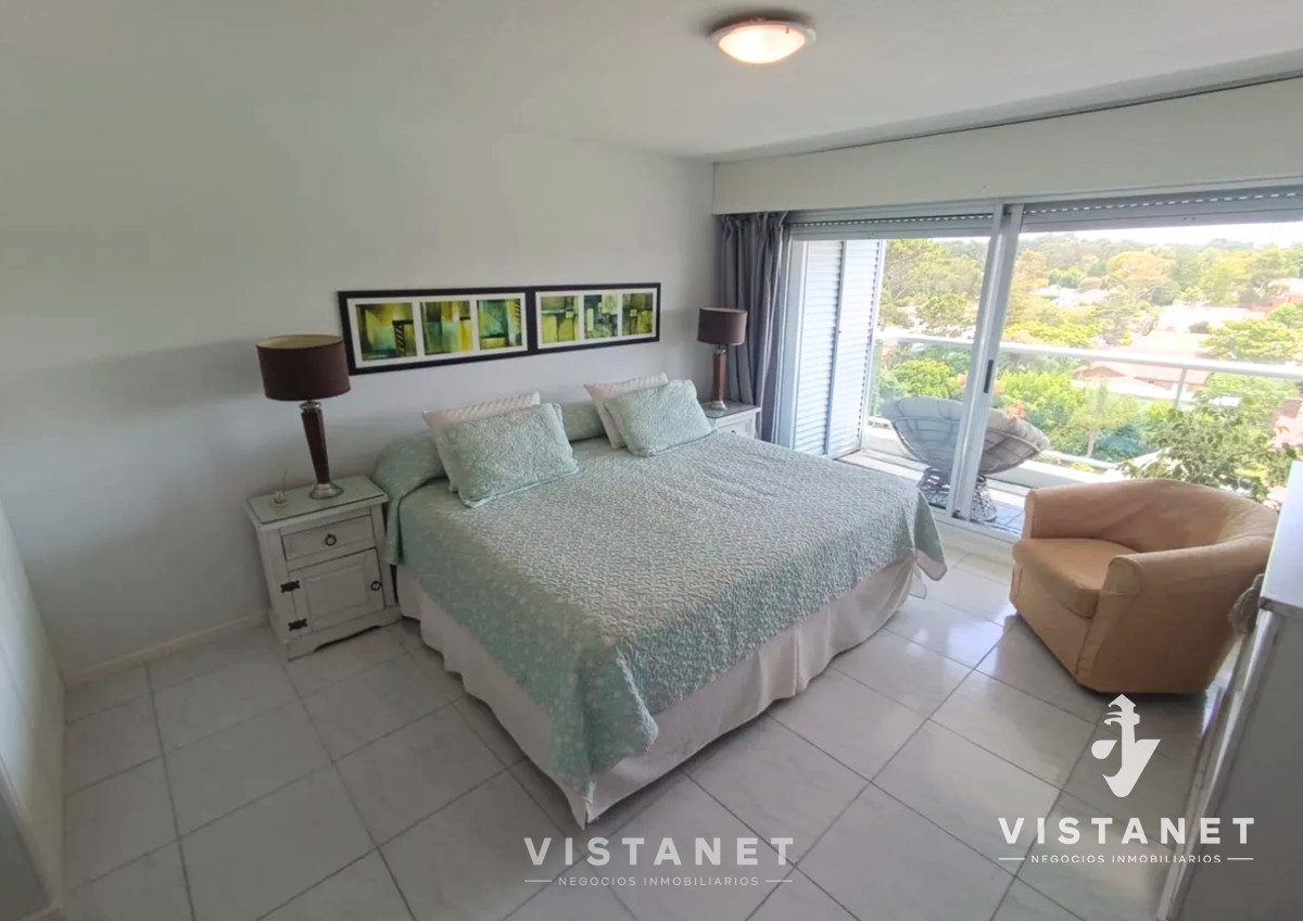 Apartamento ID.145/Apartamento-de-2-dormitorios-en-Punta-del-Este-en-Alquiler-anual - Apartamento de 2 dormitorios en Punta del Este en Alquiler anual