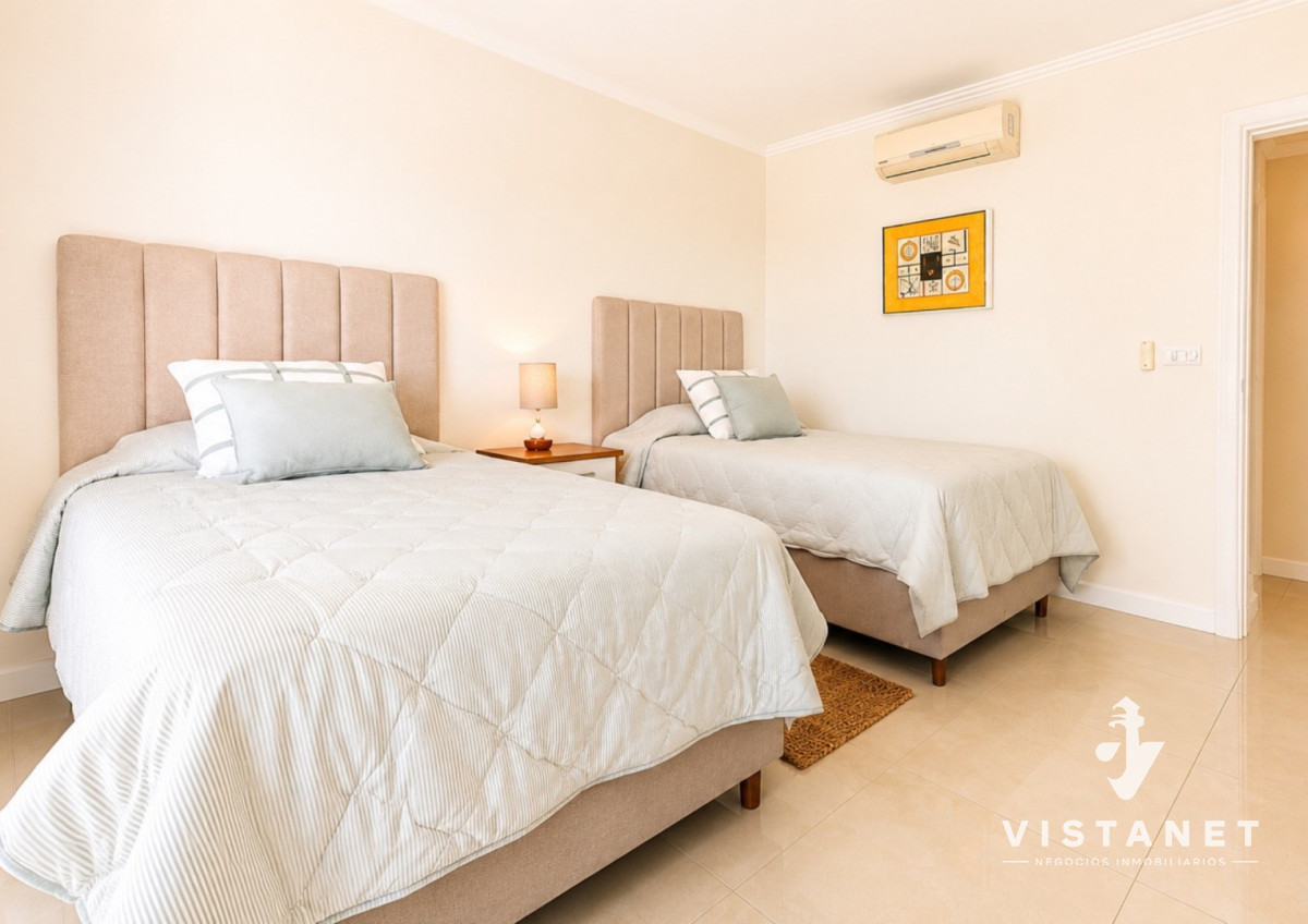 Apartamento ID.444/Venta-Apartamento-3-Dormitorios-en-Torre-Lobos,-Punta-del-Este - Venta Apartamento 3 Dormitorios en Torre Lobos, Punta del Este