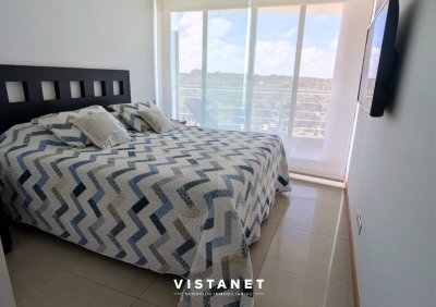 Apartamento ID.8/Apartamento-En-Alquiler-Anual,-2-Dormitorios-Con-Vista-Al-Mar - Apartamento En Alquiler Anual, 2 Dormitorios Con Vista Al Mar
