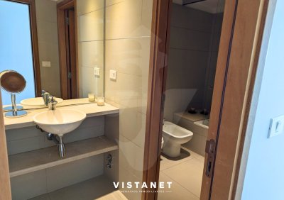 Apartamento ID.8/Apartamento-En-Alquiler-Anual,-2-Dormitorios-Con-Vista-Al-Mar - Apartamento En Alquiler Anual, 2 Dormitorios Con Vista Al Mar