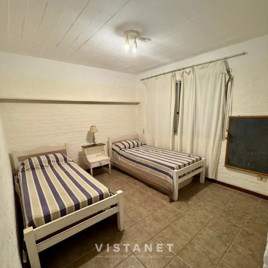 Casa ID.281/Venta-de-Casa-de-4-Dormitorios-en-Pinares,-Punta-del-Este - Venta de Casa de 4 Dormitorios en Pinares, Punta del Este