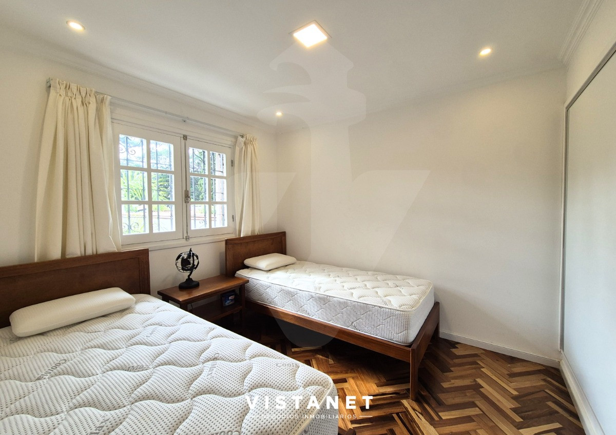 Casa ID.14 - Gran Casa Familiar En Alquiler Anual, 5 Dormitorios En Punta Del Este