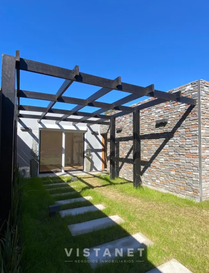 Casa ID.268/Venta-de-Casa-de-Tres-Dromitorios-en-El-Pinar-Sur- - Venta de Casa de Tres Dromitorios en El Pinar Sur 