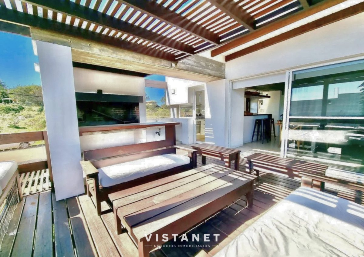 Casa ID.293 - Gran Propiedad en Barrio Privado Punta Piedras - El Chorro