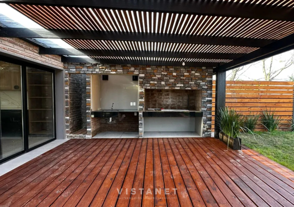 Casa ID.268/Venta-de-Casa-de-Tres-Dromitorios-en-El-Pinar-Sur- - Venta de Casa de Tres Dromitorios en El Pinar Sur 