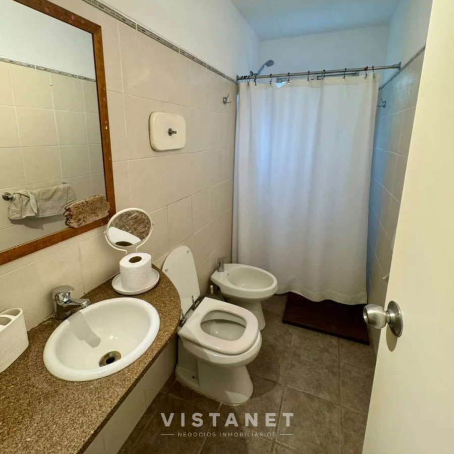 Casa ID.281/Venta-de-Casa-de-4-Dormitorios-en-Pinares,-Punta-del-Este - Venta de Casa de 4 Dormitorios en Pinares, Punta del Este