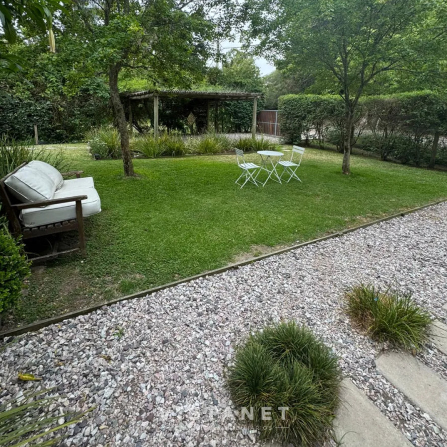 Casa ID.281/Venta-de-Casa-de-4-Dormitorios-en-Pinares,-Punta-del-Este - Venta de Casa de 4 Dormitorios en Pinares, Punta del Este