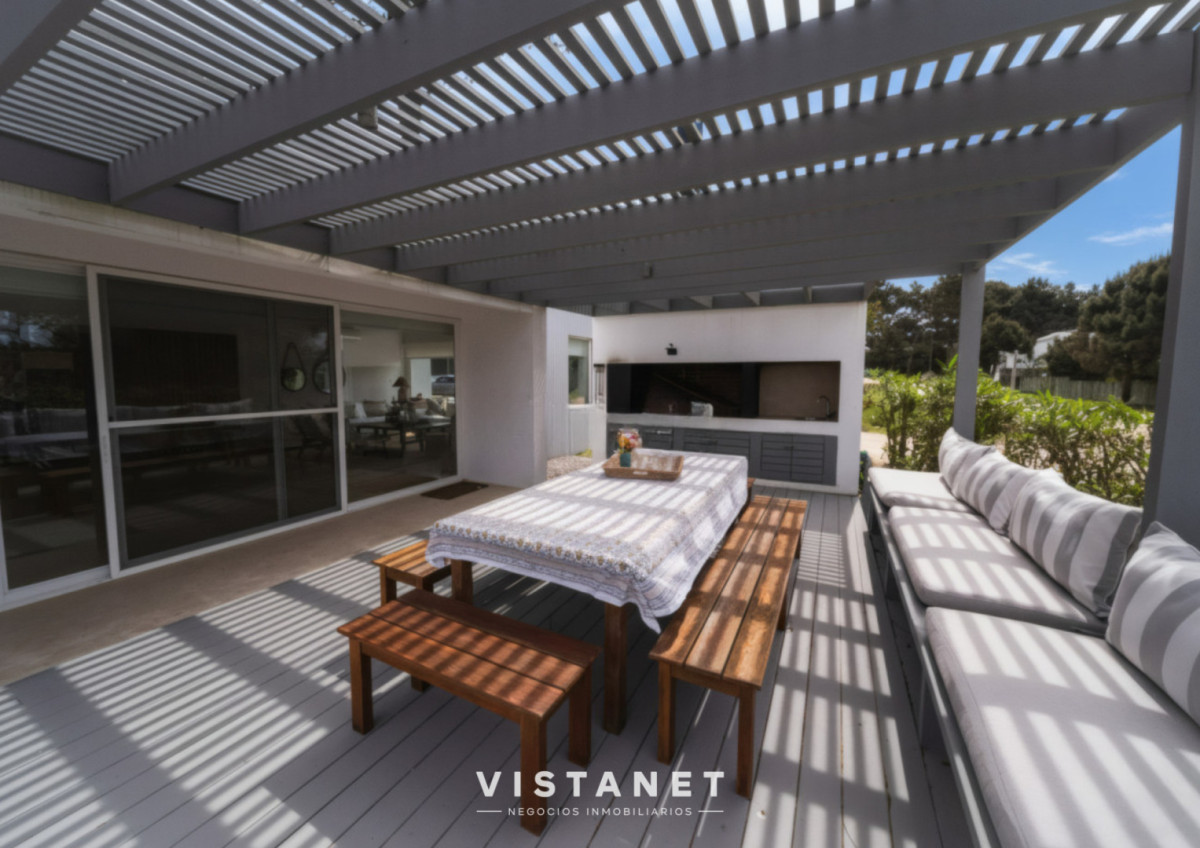 Casa ID.292 - Venta de Gran Residencia en Barrio Privado - José Ignacio