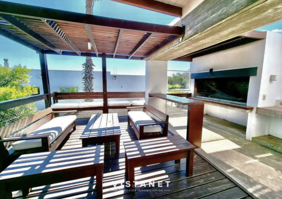 Casa ID.293 - Gran Propiedad en Barrio Privado Punta Piedras - El Chorro