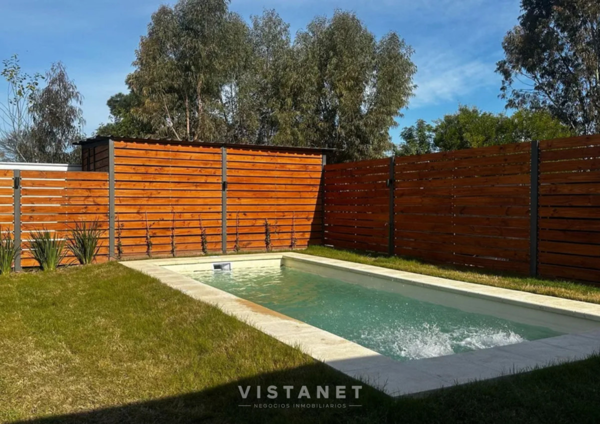 Casa ID.268/Venta-de-Casa-de-Tres-Dromitorios-en-El-Pinar-Sur- - Venta de Casa de Tres Dromitorios en El Pinar Sur 