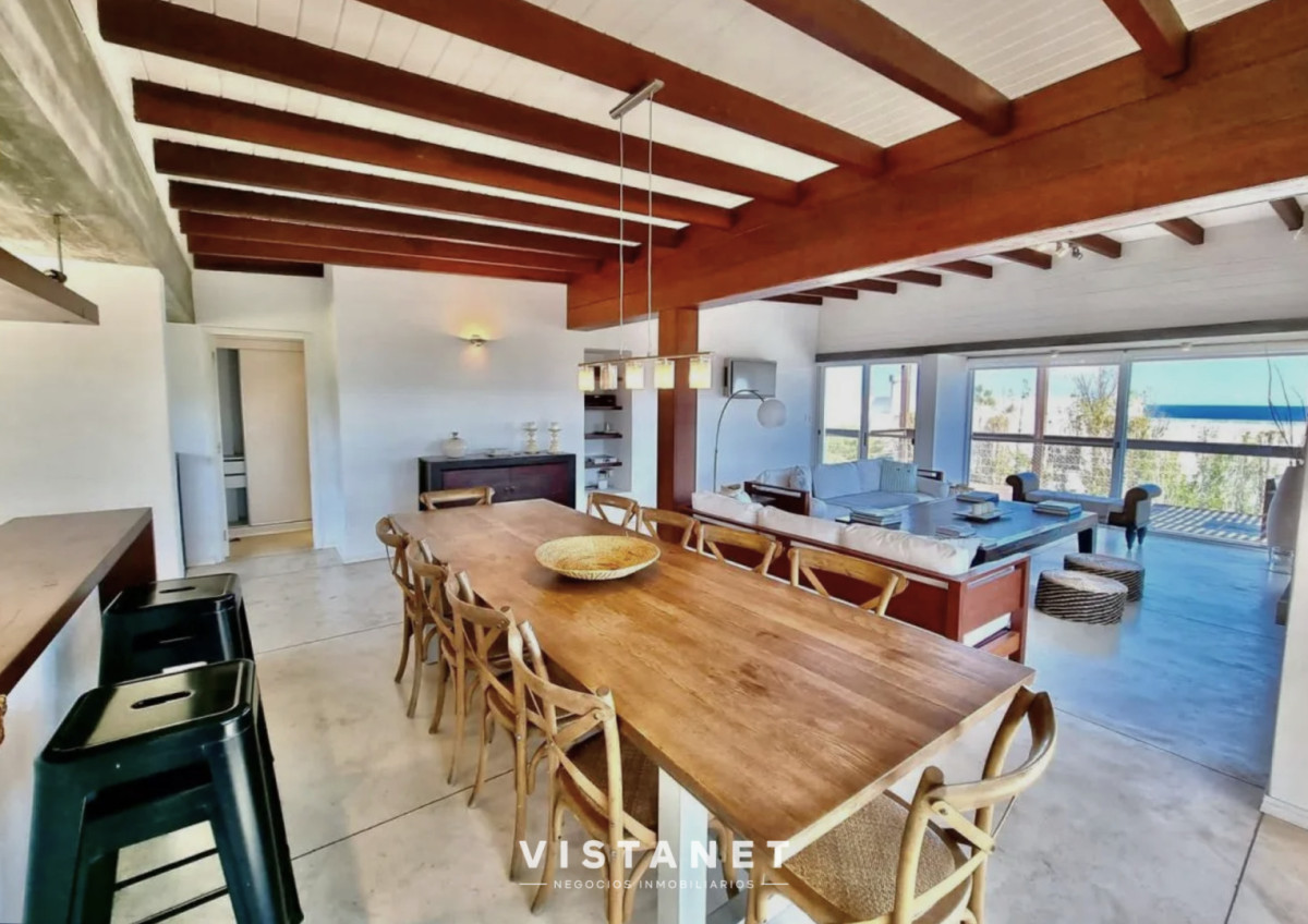 Casa ID.293 - Gran Propiedad en Barrio Privado Punta Piedras - El Chorro