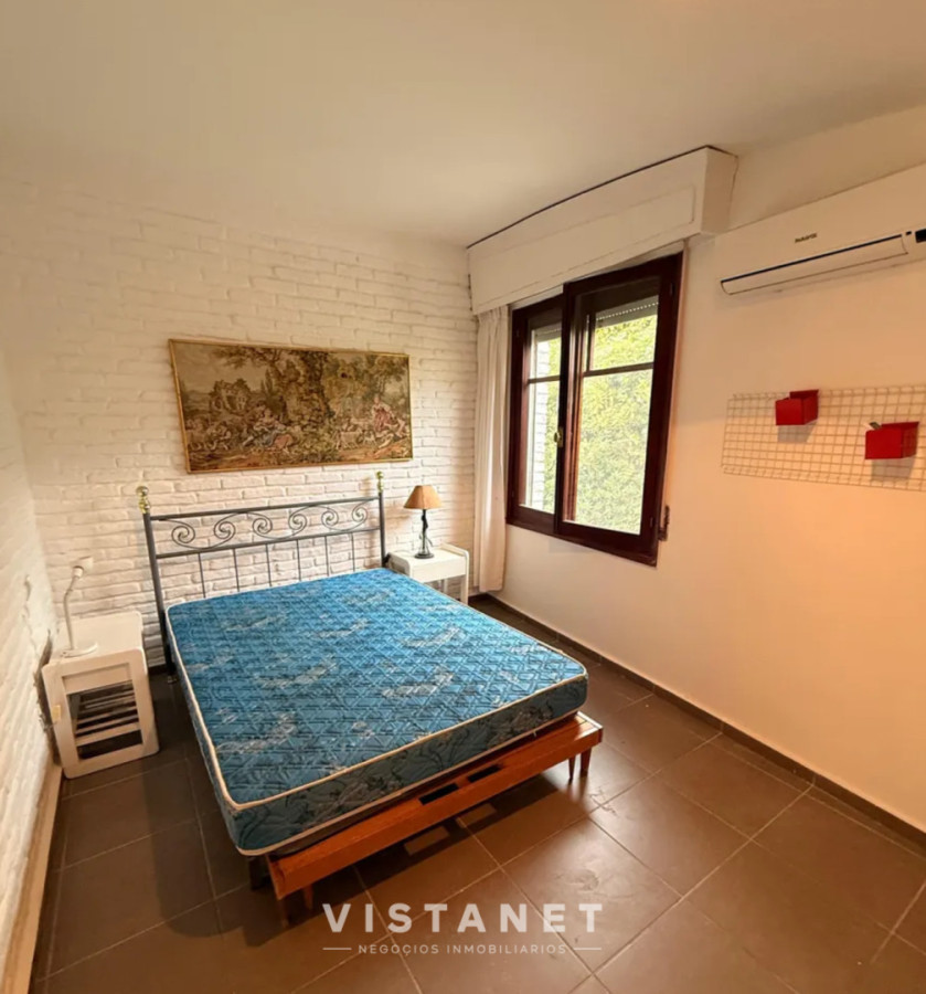 Casa ID.243/Venta-Casa-de-Tres-Dormitorios-en-Pinares,-Punta-del-Este- - Venta Casa de Tres Dormitorios en Pinares, Punta del Este 