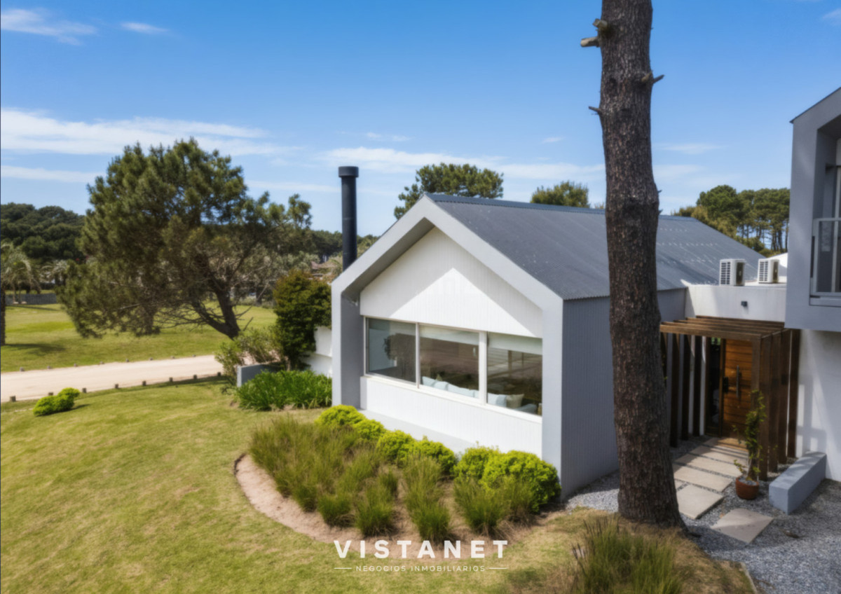 Casa ID.292 - Venta de Gran Residencia en Barrio Privado - José Ignacio
