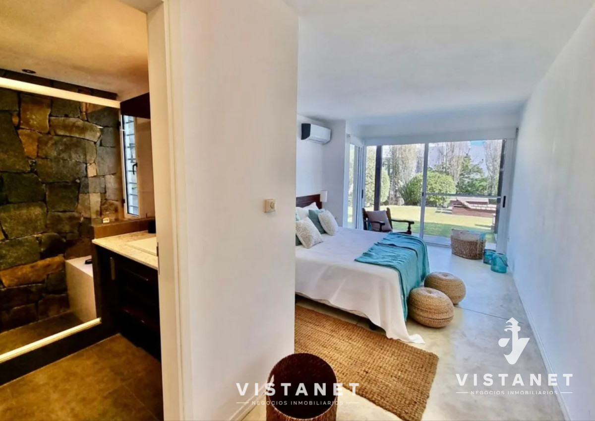 Casa ID.293/Gran-Propiedad-en-Barrio-Privado-Punta-Piedras---El-Chorro - Gran Propiedad en Barrio Privado Punta Piedras - El Chorro