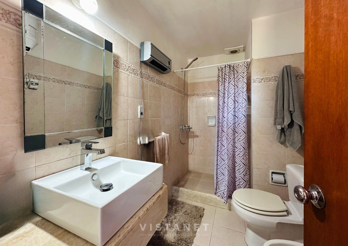 Casa ID.190/Venta-Casa-Tres-Dormitorios-en-Atlantida- - Venta Casa Tres Dormitorios en Atlantida 