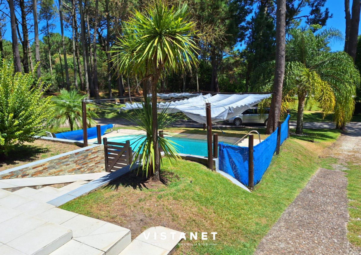 Casa ID.384/Venta-Casa-de-4-Dormitorios-en-Punta-Ballena - Venta Casa de 4 Dormitorios en Punta Ballena
