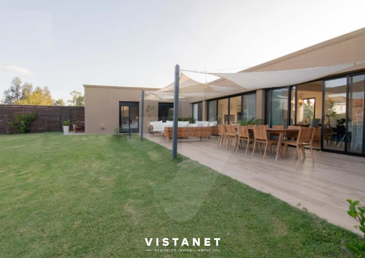 Colinas de Carrasco - GoPunta - Portal Inmobiliario de Punta del Este - Maldonado