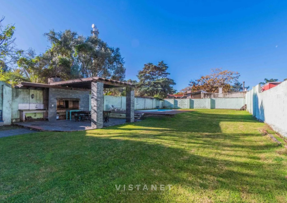 Casa ID.257/Venta-de-Casa-de-Tres-Dormitorios-en-Atlantida,-sobre-Rambla- - Venta de Casa de Tres Dormitorios en Atlantida, sobre Rambla 