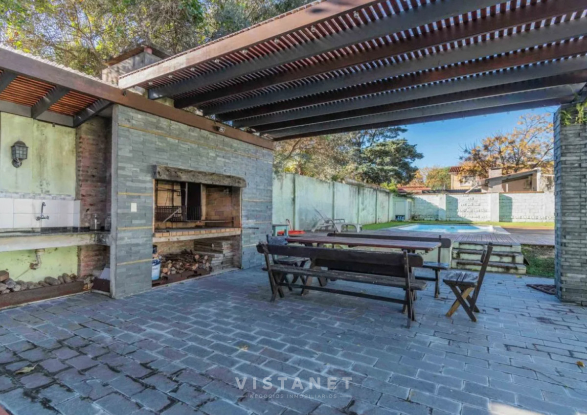 Casa ID.257/Venta-de-Casa-de-Tres-Dormitorios-en-Atlantida,-sobre-Rambla- - Venta de Casa de Tres Dormitorios en Atlantida, sobre Rambla 