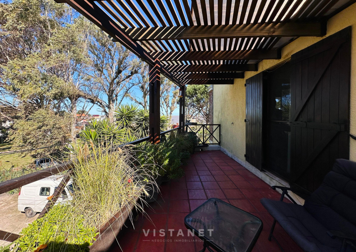 Casa ID.190/Venta-Casa-Tres-Dormitorios-en-Atlantida- - Venta Casa Tres Dormitorios en Atlantida 