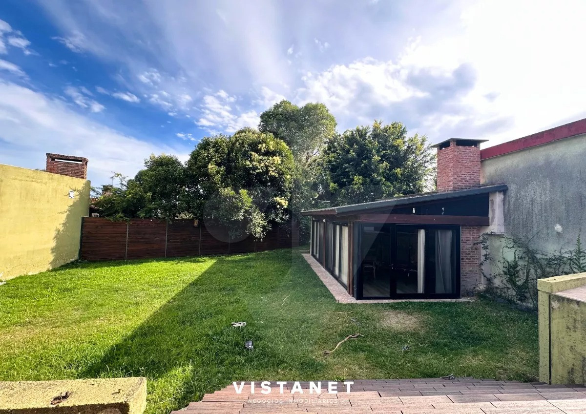 Casa ID.65/Casa-En-Venta,-4-dormitorios-en-Atlantida-cerca-del-mar - Casa En Venta, 4 dormitorios en Atlantida cerca del mar