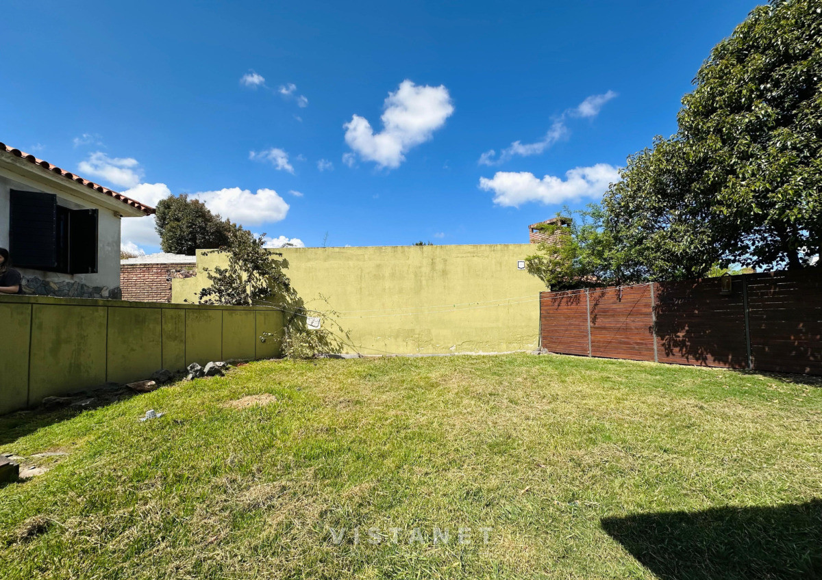 Casa ID.65/Casa-En-Venta,-4-dormitorios-en-Atlantida-cerca-del-mar - Casa En Venta, 4 dormitorios en Atlantida cerca del mar