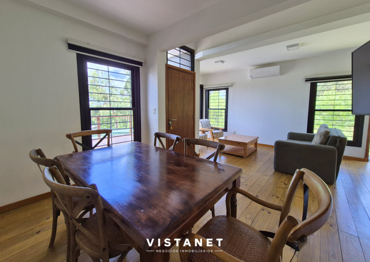 Casa ID.376/ - Casa en Piriápolis, Punta Fria