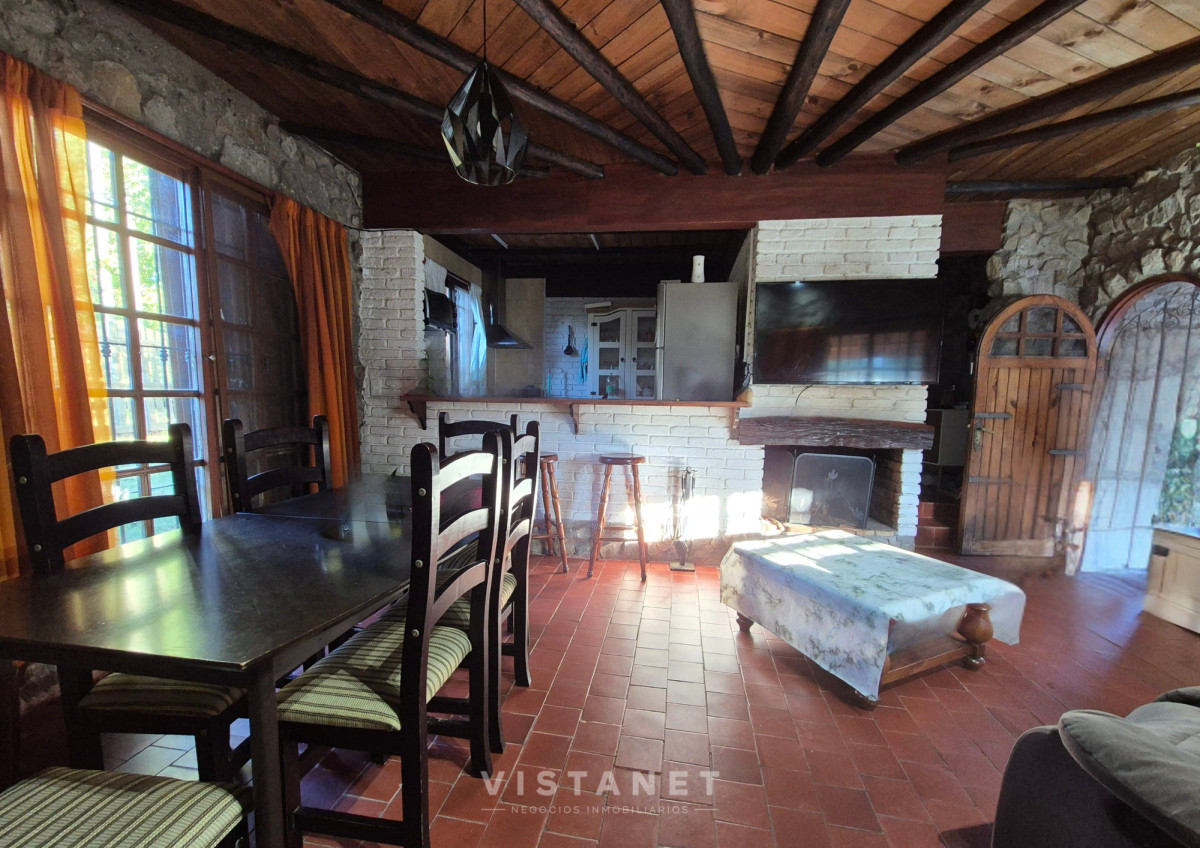Venta Casa Dos Dormitorios Atlantida - GoPunta - Portal Inmobiliario de Punta del Este - Maldonado