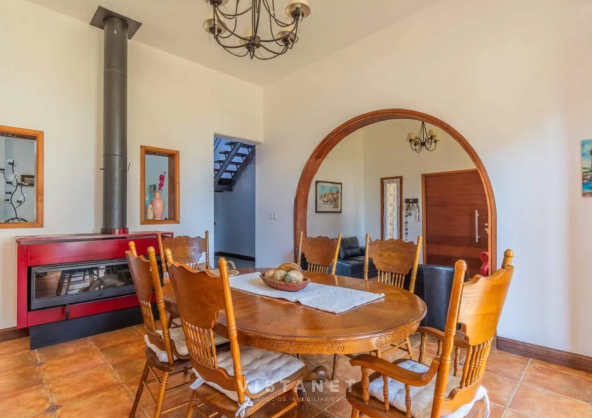 Casa ID.257/Venta-de-Casa-de-Tres-Dormitorios-en-Atlantida,-sobre-Rambla- - Venta de Casa de Tres Dormitorios en Atlantida, sobre Rambla 