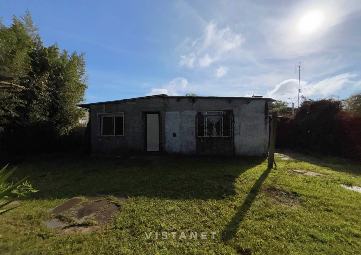 Casa ID.185/Venta-Casa-Tres-Dormitorios-Colinas-de-Solymar- - Venta Casa Tres Dormitorios Colinas de Solymar 