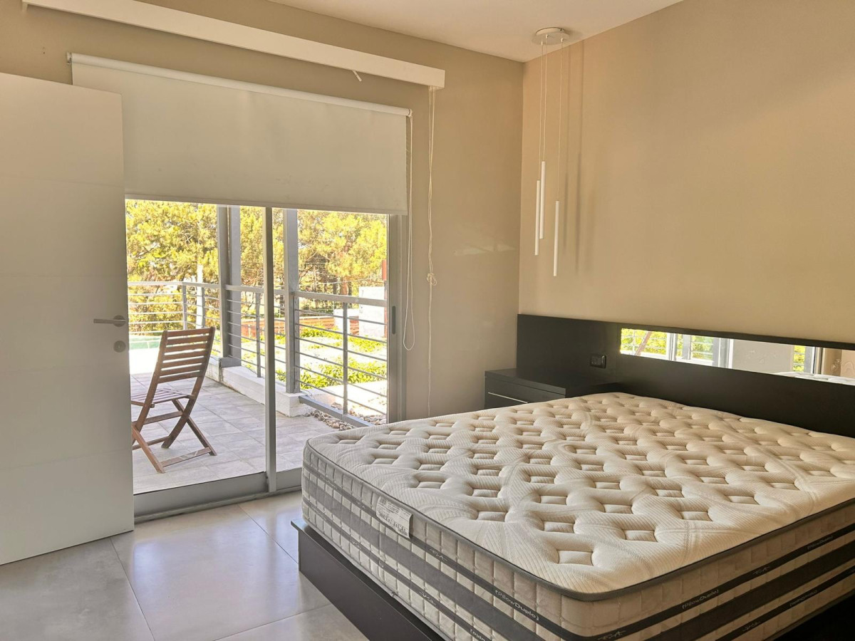 Casa ID.130/Moderna-Casa-en-Venta,-2-dormitorios-en-El-Pinar-Sur - Moderna Casa en Venta, 2 dormitorios en El Pinar Sur