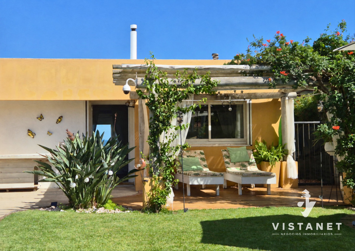 Casa ID.341/Residencia-Exclusiva-en-El-Fortín-de-Santa-Rosa-con-Vista-al-Mar - Residencia Exclusiva en El Fortín de Santa Rosa con Vista al Mar