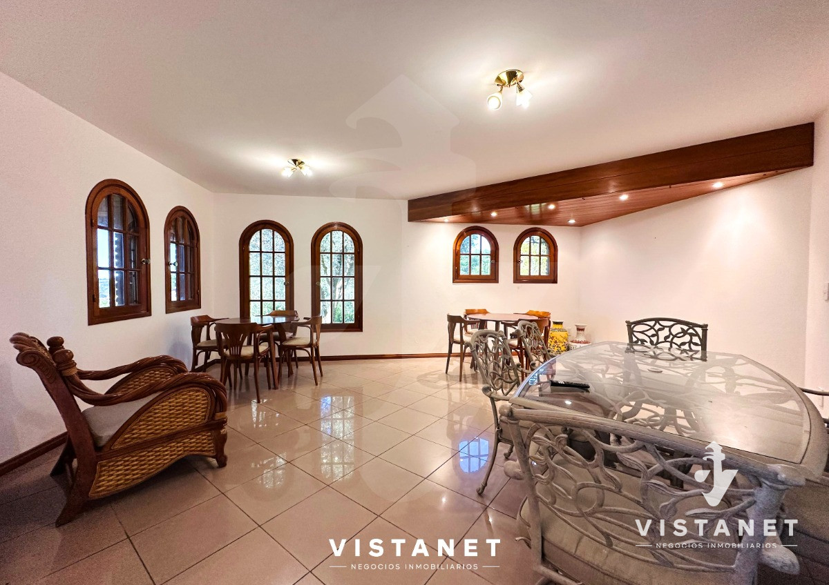 Casa ID.49/Venta-De-Espectacular-Casa-Familiar-Con-Vistas-Panorámicas,-En-Piriapolis - Venta De Espectacular Casa Familiar Con Vistas Panorámicas, En Piriapolis