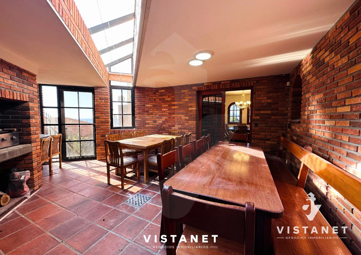Casa ID.49/Venta-De-Espectacular-Casa-Familiar-Con-Vistas-Panorámicas,-En-Piriapolis - Venta De Espectacular Casa Familiar Con Vistas Panorámicas, En Piriapolis