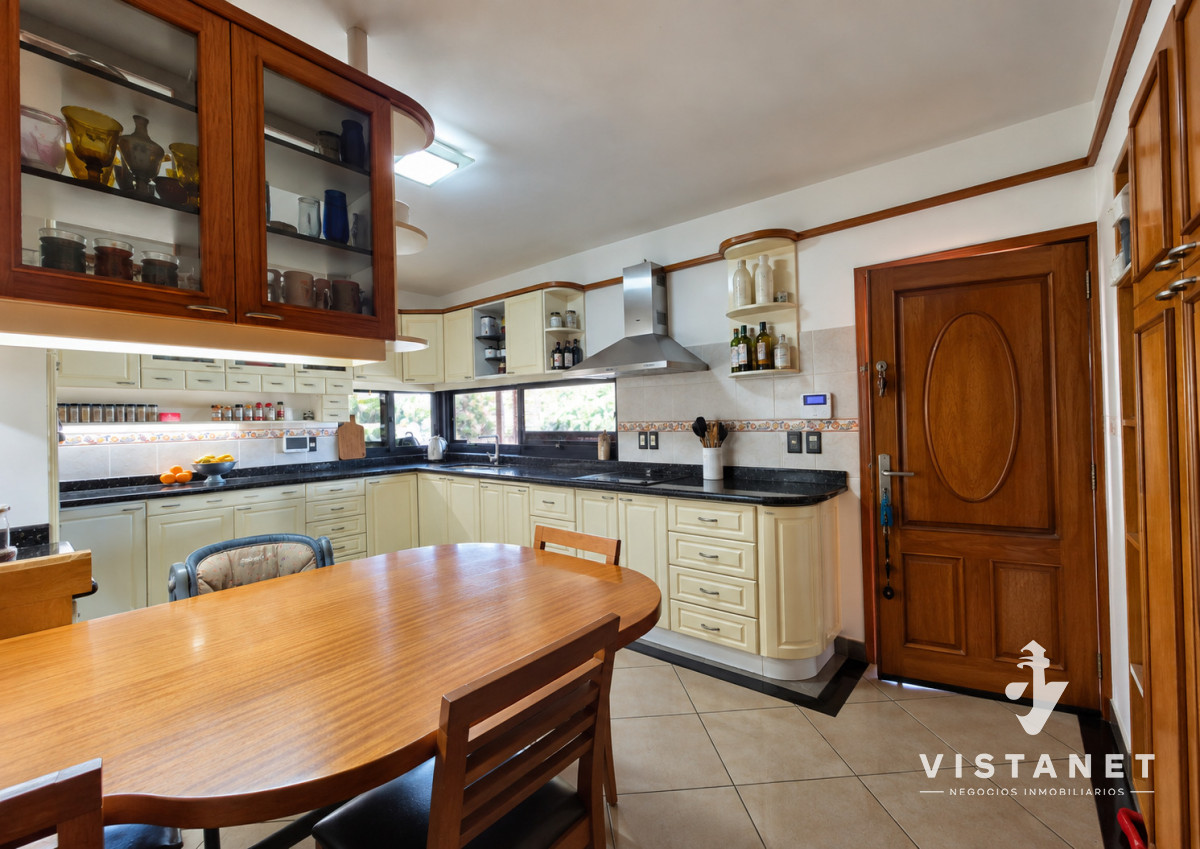 Casa ID.212/Oportunidad-en-Bello-Horizonte---Casa-de-categoría-cerca-del-mar - Oportunidad en Bello Horizonte - Casa de categoría cerca del mar