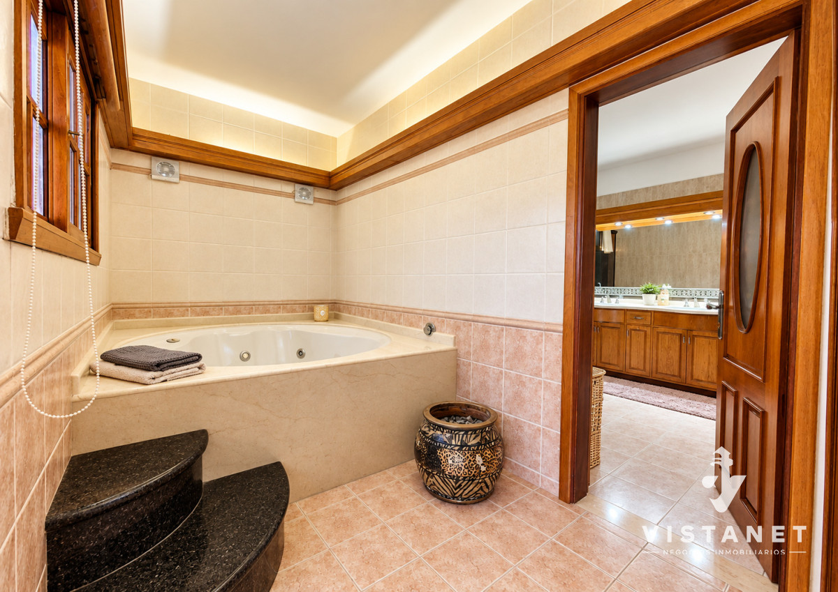 Casa ID.212/Oportunidad-en-Bello-Horizonte---Casa-de-categoría-cerca-del-mar - Oportunidad en Bello Horizonte - Casa de categoría cerca del mar