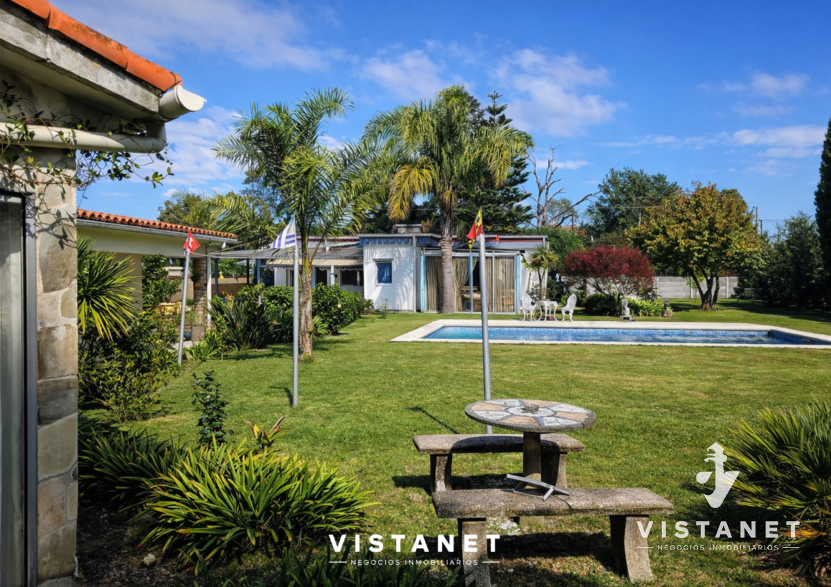 Casa ID.356/Gran-Propiedad-de-4-dormitorios-en-Venta-en-La-Floresta - Gran Propiedad de 4 dormitorios en Venta en La Floresta