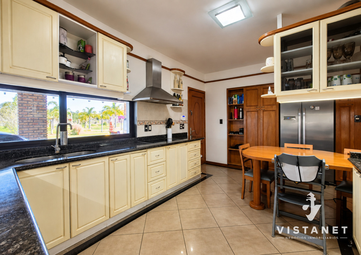 Casa ID.212/Oportunidad-en-Bello-Horizonte---Casa-de-categoría-cerca-del-mar - Oportunidad en Bello Horizonte - Casa de categoría cerca del mar