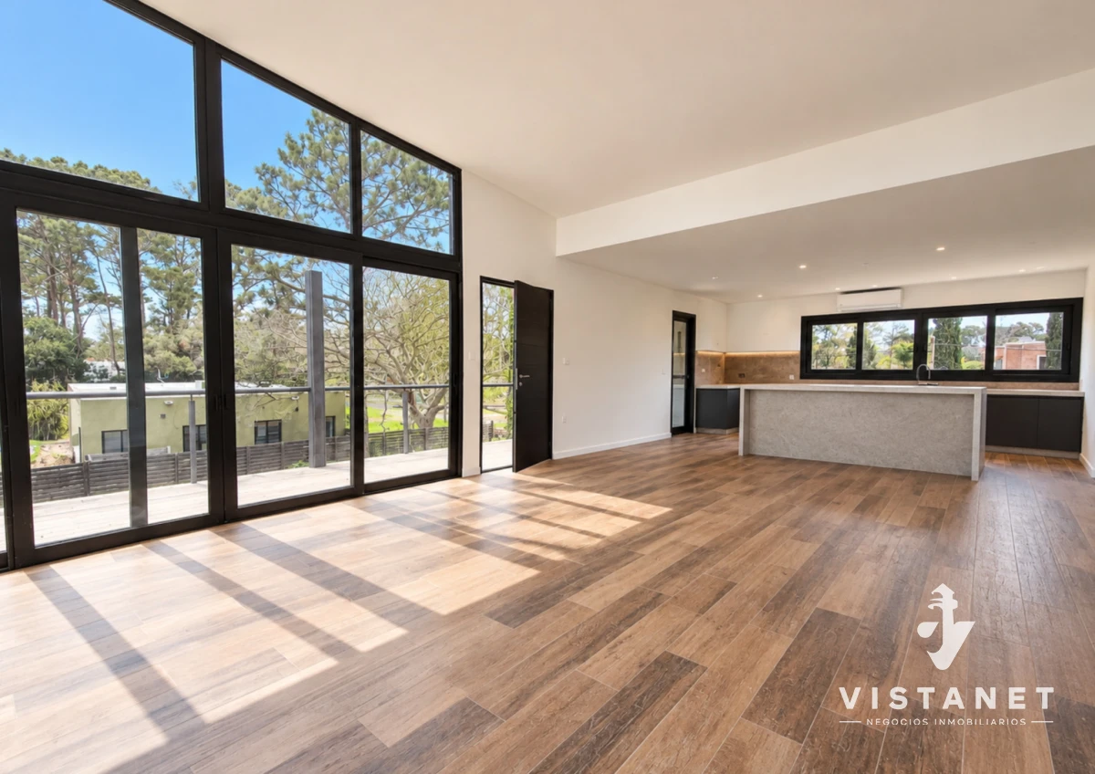 Casa ID.458 - Moderna Propiedad a Estrenar en venta casa de 3 Dormitorios Punta de Este