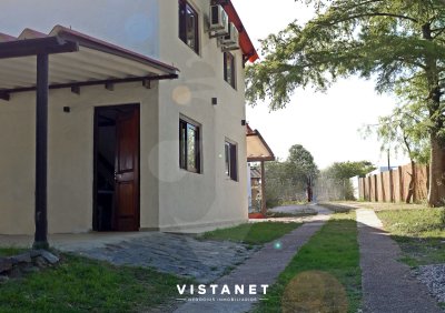 Casa PH en alquiler anual en Costa Azul 