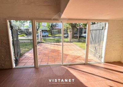 Casa en venta de 4 dormitorios en el centro de Atlantida Sur