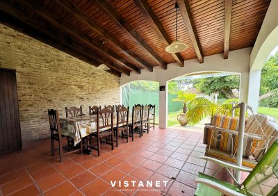 Casa En Venta 3 Dormitorios Con Apartamento Al Fondo En Las Toscas
