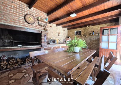 Oportunidad 3 Casas Con Garage Y Taller En Venta, En Estación Atlantida