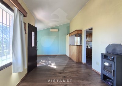 Casa en venta de tres dormitorios en Las Toscas Sur 