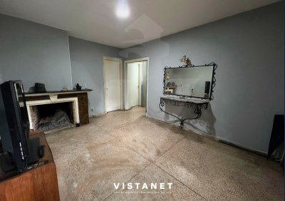 Casa En Venta En Sayago + Apartamento, A Media Cuadra De Propios 