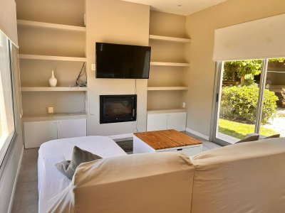 Casa en venta de dos dormitorios en El Pinar Sur