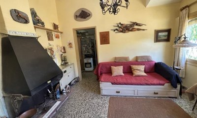 Casa 2 Dormitorios En Venta Las Toscas Sur 1250m2