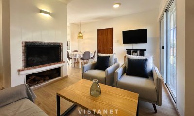 Casa en Venta, 2 dormitorios en Playa Grande, Piriápolis