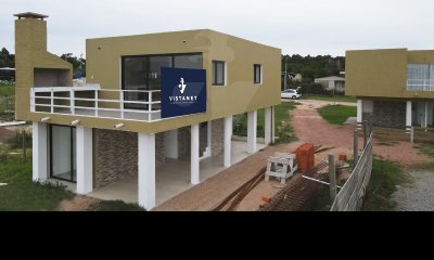 Casa En Venta Tipo Dúplex 2 Dormitorios En Punta Negra